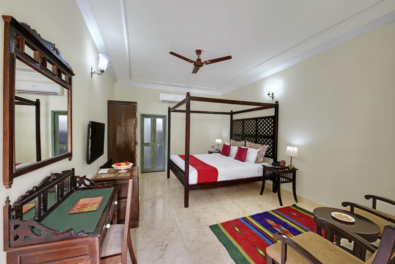 Regenta Resort Pushkar Fort Esterno foto